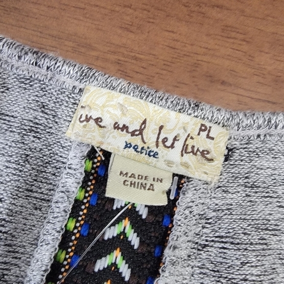 NEW Live and let Live Gray Knit top High Low Hem Ribbon Back Size PL - Picture 14 of 16